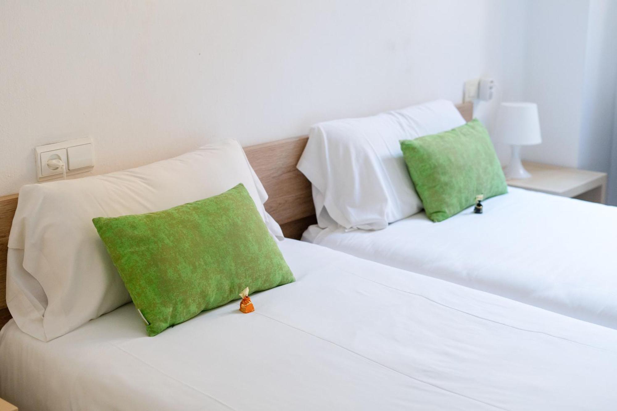 Apartamentos Granata Granada Bagian luar foto